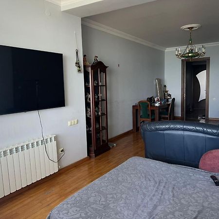 Apartment Rustaveli 57 Batumi Exteriör bild