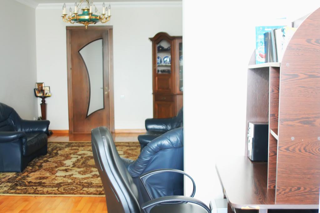 Apartment Rustaveli 57 Batumi Exteriör bild